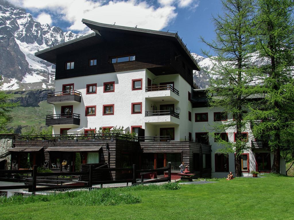 Belvilla By Oyo Residenza Cervinia 2P Breuil-Cervinia Exterior foto
